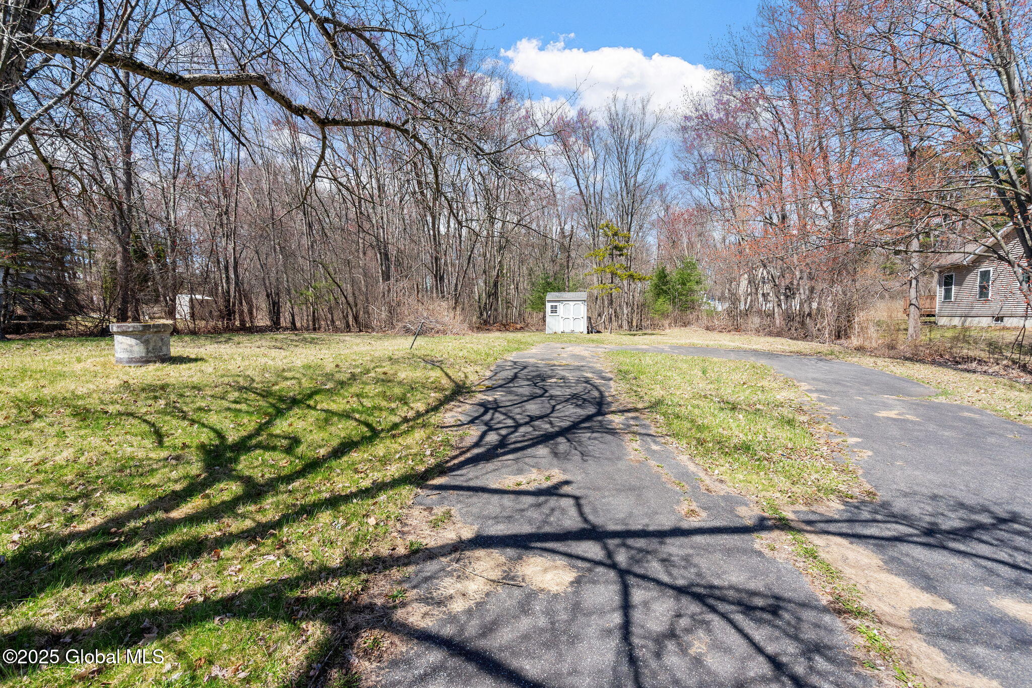 343 Ferris Road Niskayuna, NY 12304 - Photo 6 of 15 3-web-or-mls-343-ferris-rd