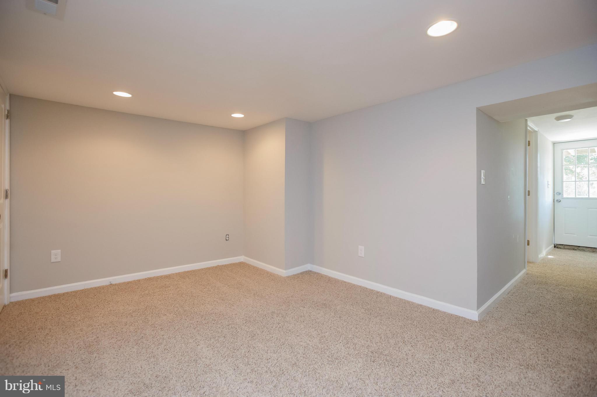 1225 Gleneagle Road Baltimore, MD 21239 - Photo 19 of 30 Basement
