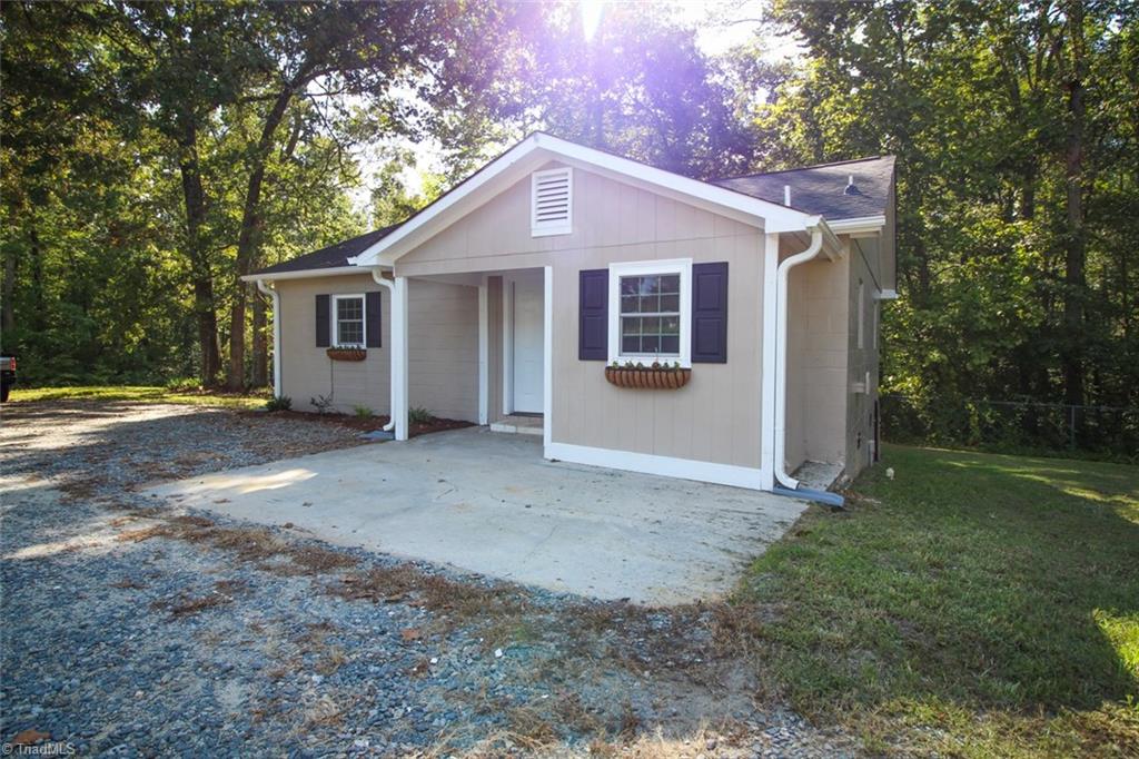 4954 Ronniedale Road Trinity, NC 27370 - Photo 3 of 12