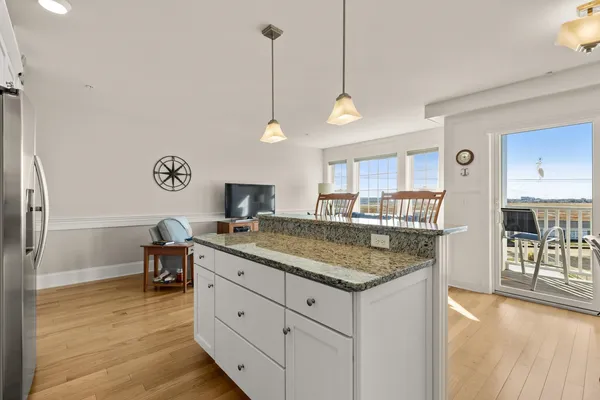 $479,000 | 580 Winnacunnet Road, Unit 205, Hampton, NH 03842