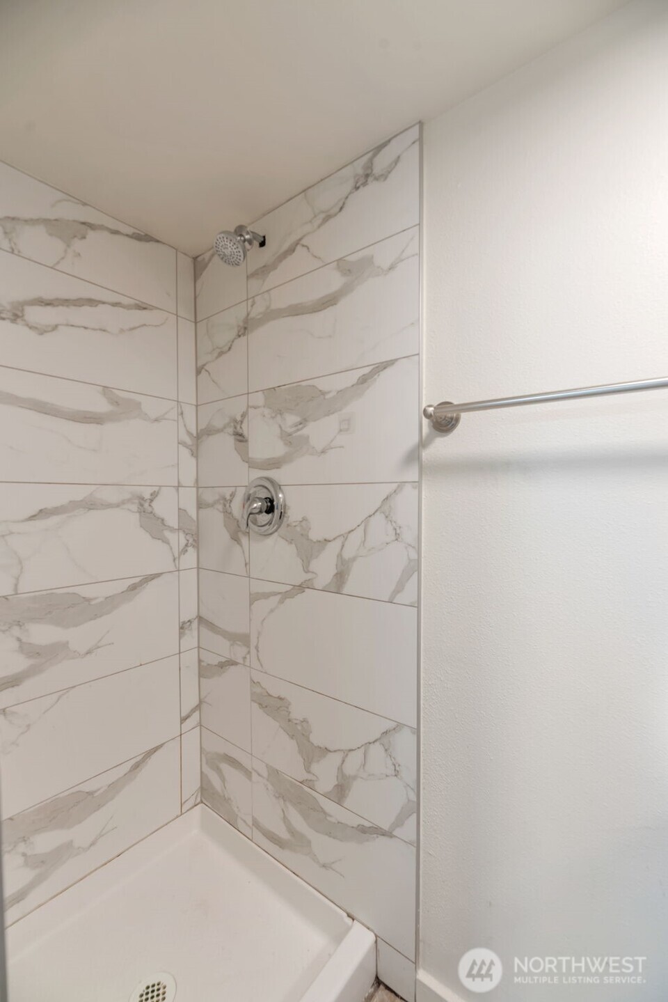 11229 29th Avenue Southwest Seattle, WA 98146 - Photo 23 of 28 a bathroom with a shower
