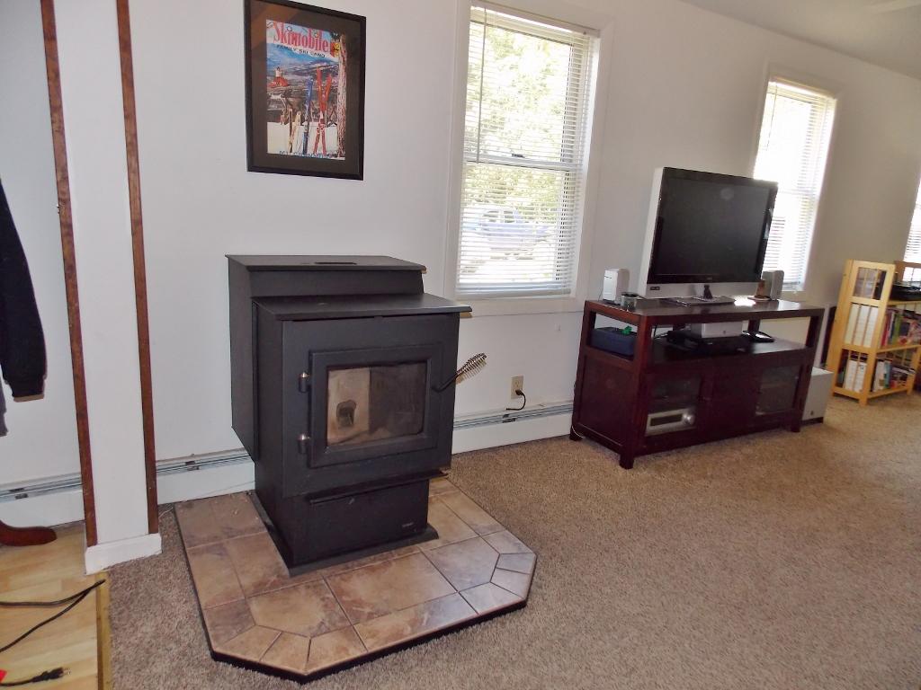1117 Eaton Road Conway, NH 03818 - Photo 4 of 28