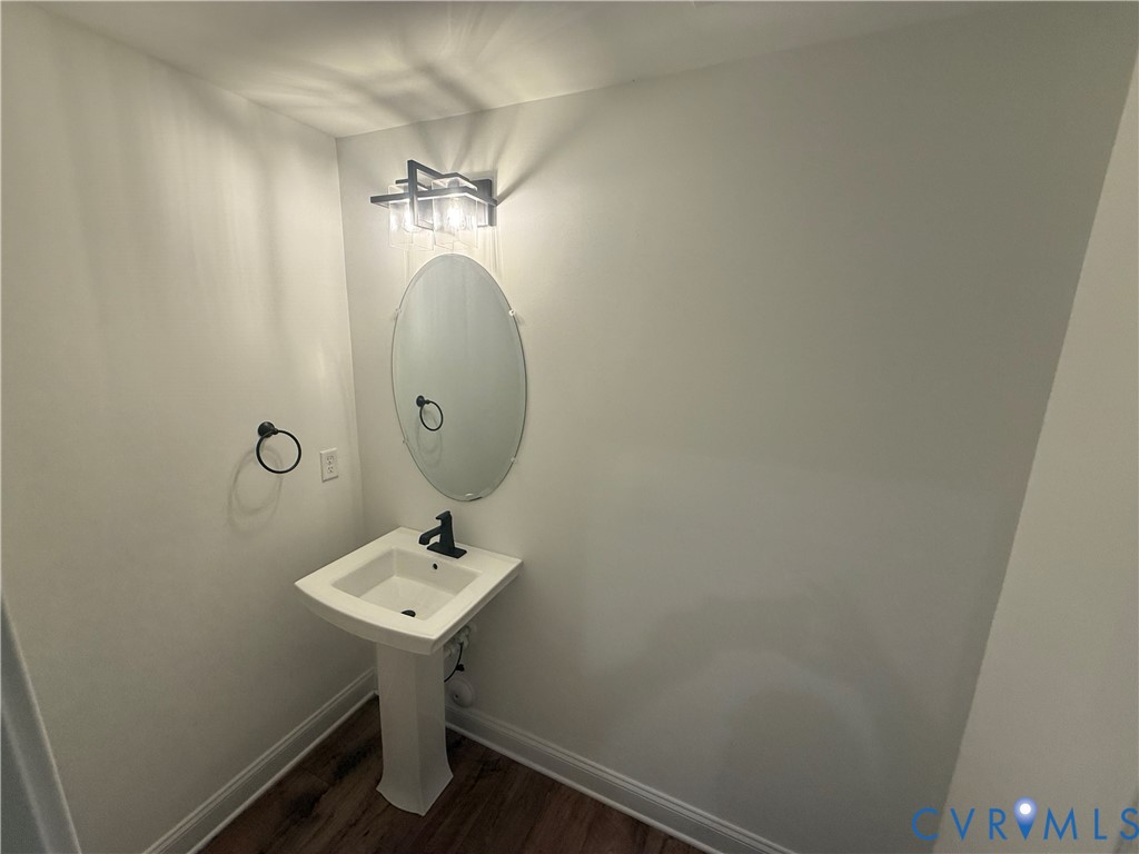 7048 Dunton Road Chesterfield, VA 23832 - Photo 6 of 31