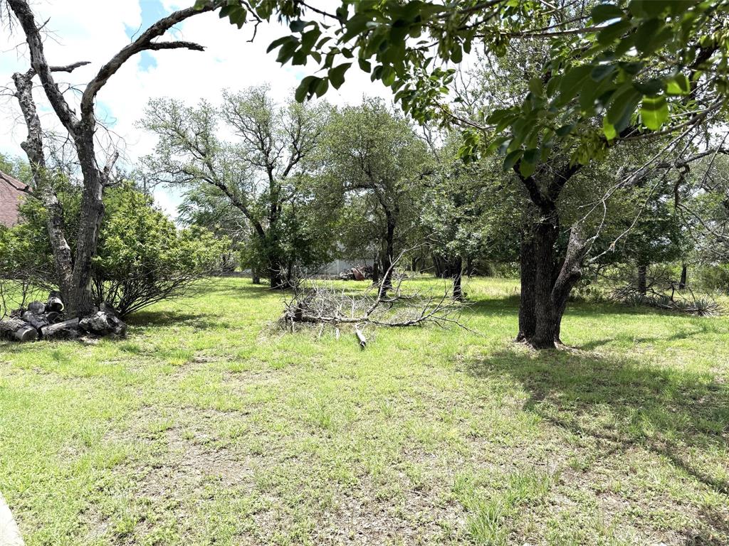 107 Ridge Court Glen Rose, TX 76043 - Photo 26 of 34