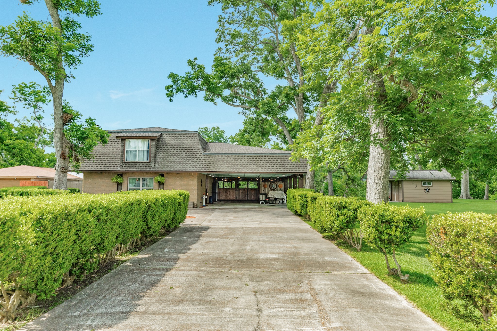 349 Pecan Estates Road, Unit C616R Angleton, TX 77515 - Photo 3 of 43
