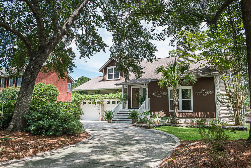 845 Detyens Road Mount Pleasant, SC 29464 - Photo 1 of 27 Detyens Exterior