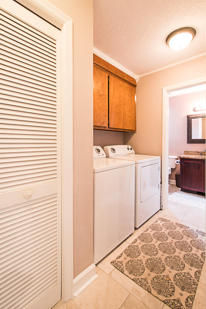 845 Detyens Road Mount Pleasant, SC 29464 - Photo 14 of 27 Laundry