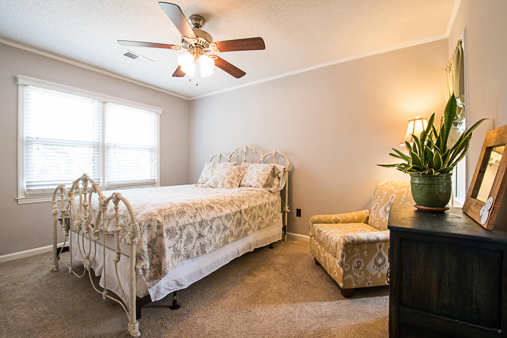 845 Detyens Road Mount Pleasant, SC 29464 - Photo 17 of 27 Secondary bedroom 2