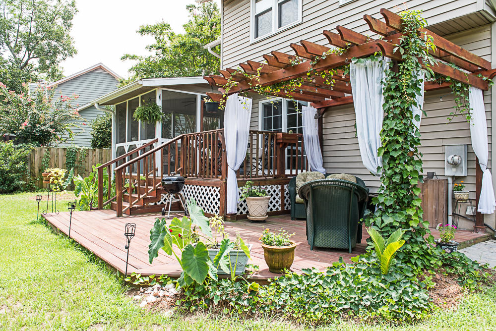845 Detyens Road Mount Pleasant, SC 29464 - Photo 24 of 27 Back deck:porch