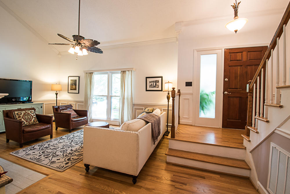 845 Detyens Road Mount Pleasant, SC 29464 - Photo 4 of 27 Great Room view 5