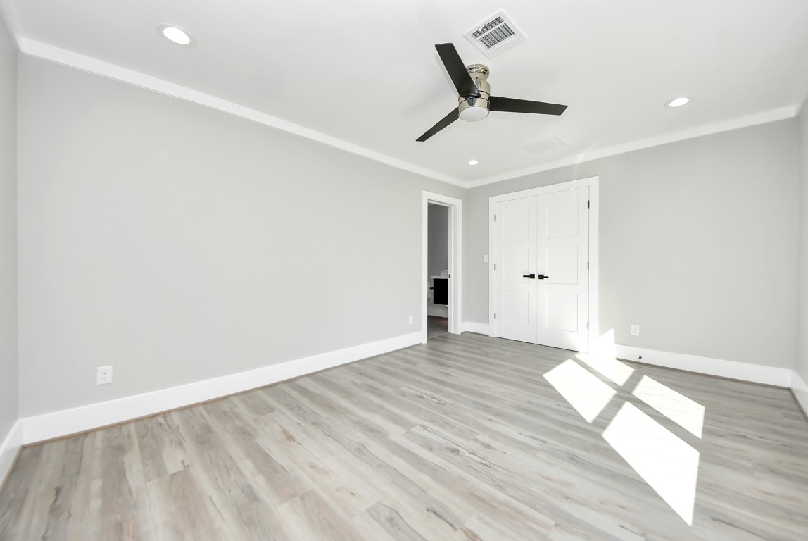 602 West 28th Street, Unit A Houston, TX 77008 - Photo 34 of 41 wooden floor in an empty room