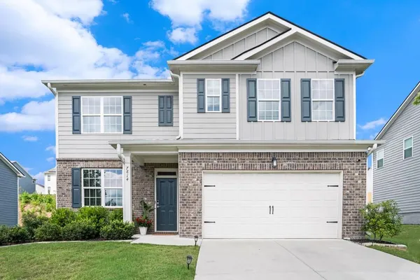 $2,850 | 7814 Messina Court, Lithia Springs, GA 30122