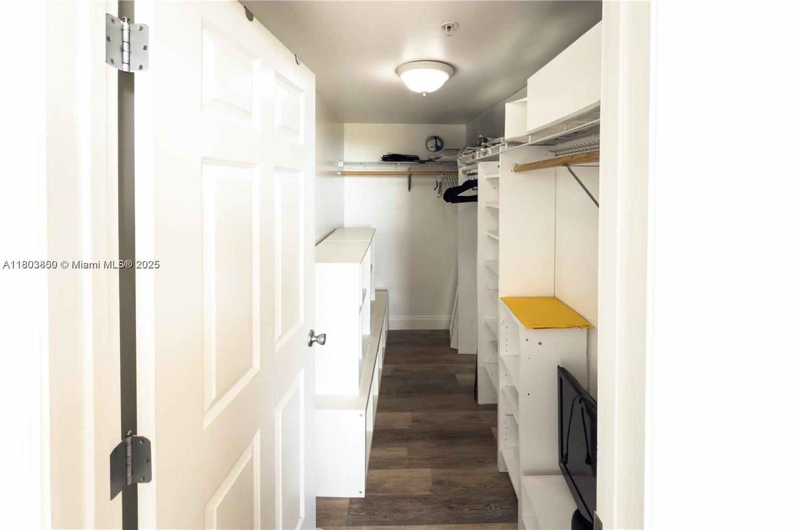 900 Southwest 8th Street, Unit 710 Miami, FL 33130 - Photo 13 of 24 Gallery Image 13