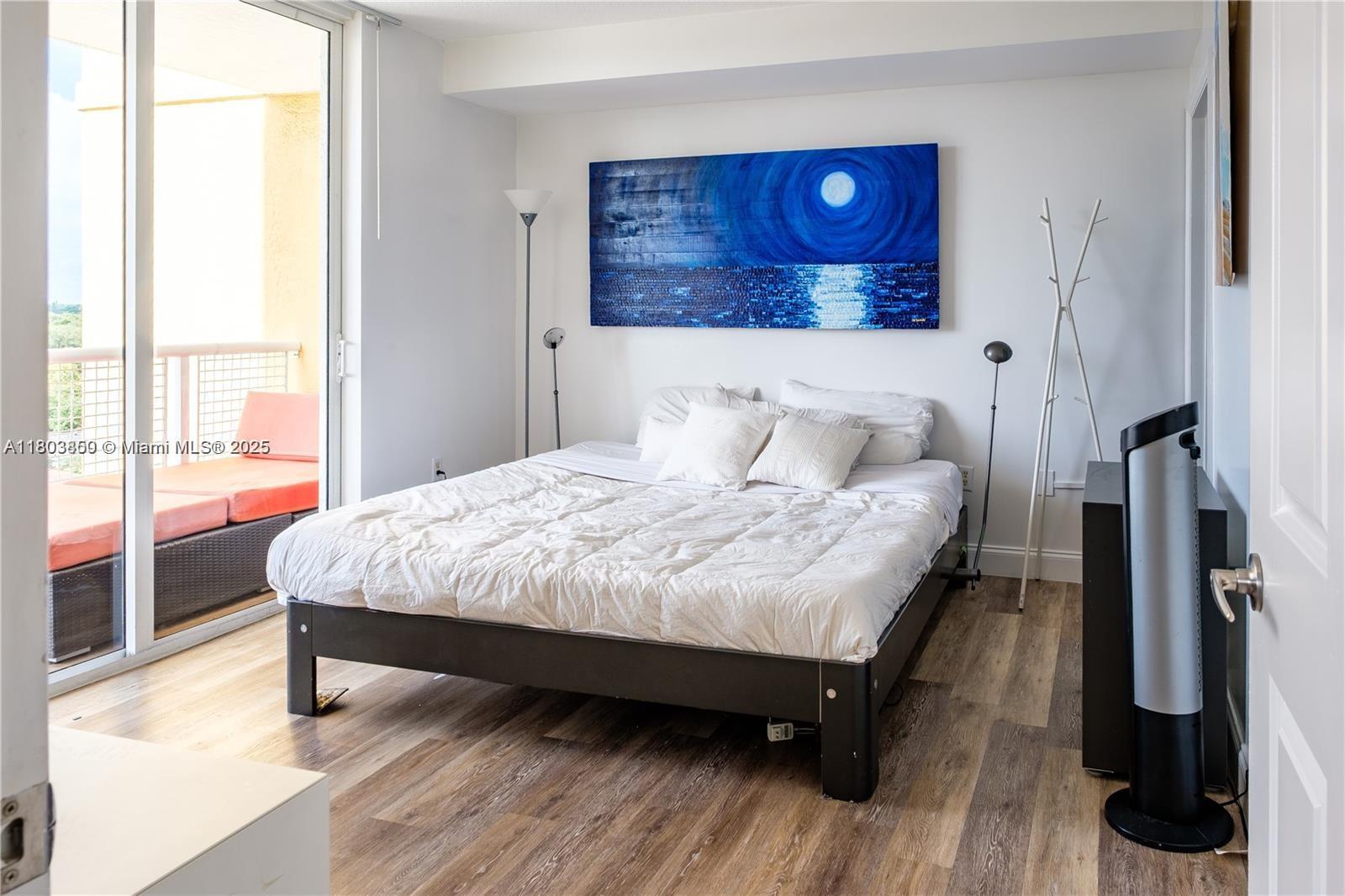 900 Southwest 8th Street, Unit 710 Miami, FL 33130 - Photo 8 of 24 Gallery Image 8