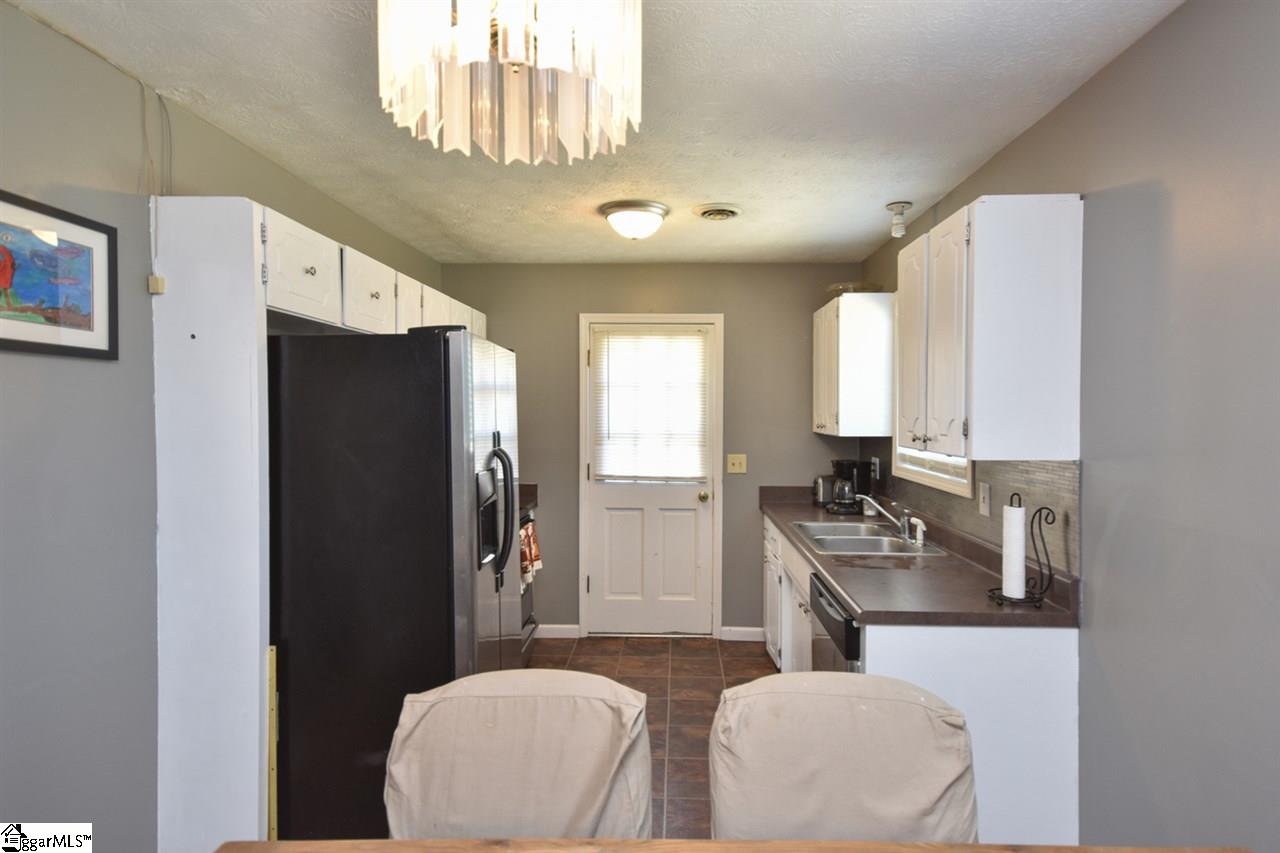 501 Brookmere Road Simpsonville, SC 29681 - Photo 5 of 20 Gallery Image 5