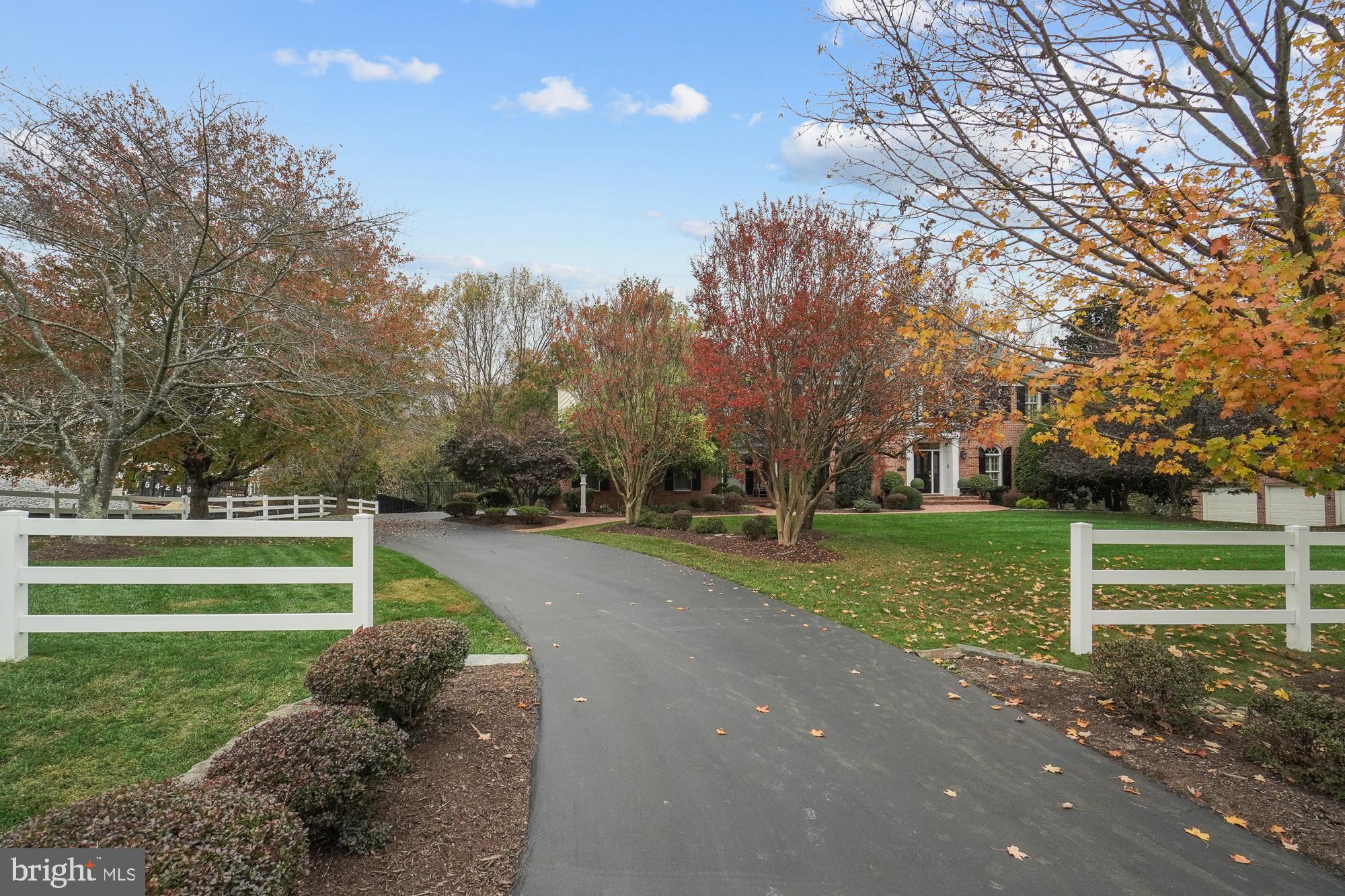 12649 High Meadow Road North Potomac, MD 20878 - Photo 3 of 79 Freshly sealed wide driveway