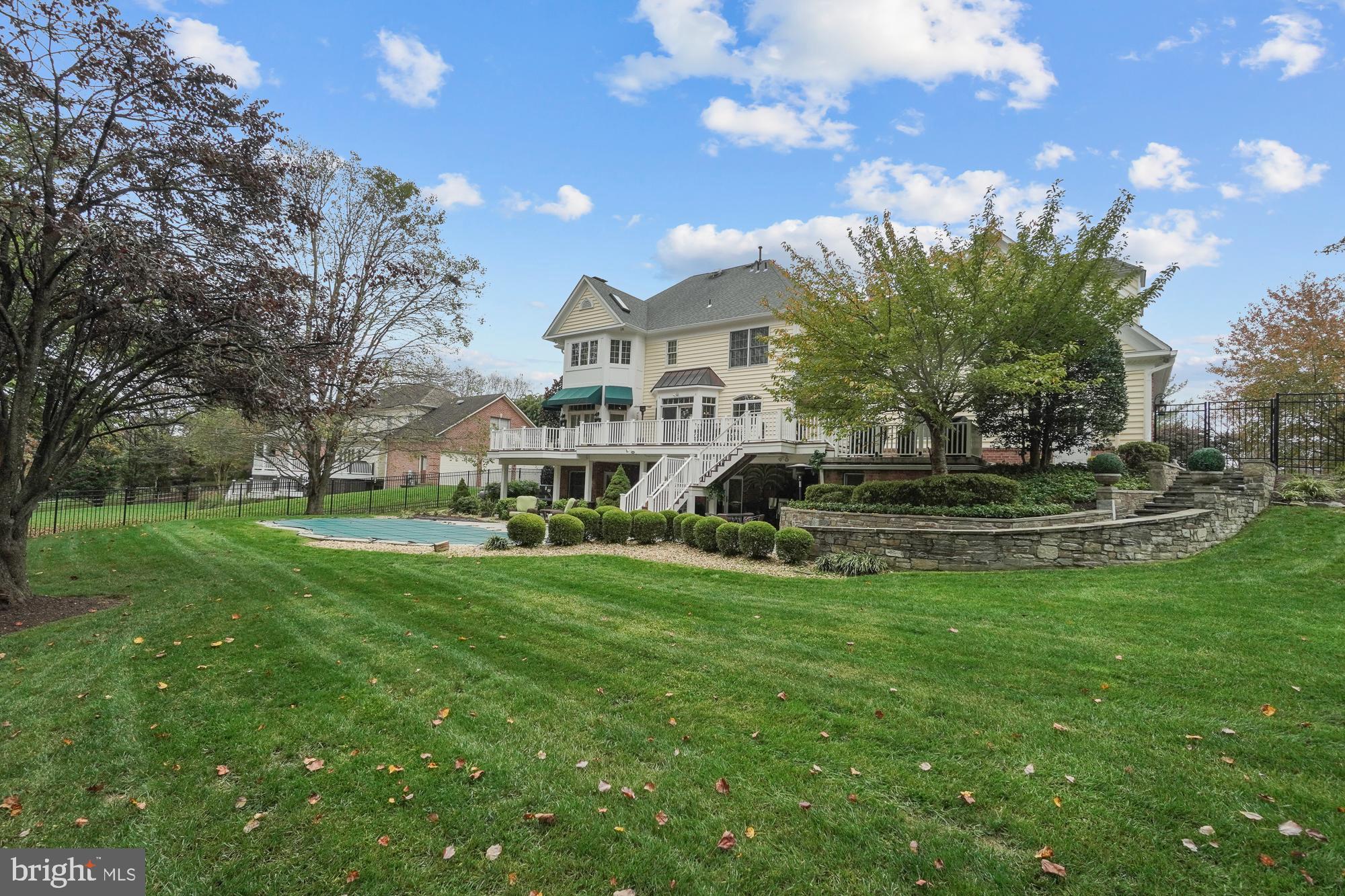 12649 High Meadow Road North Potomac, MD 20878 - Photo 21 of 79 Tons of green space