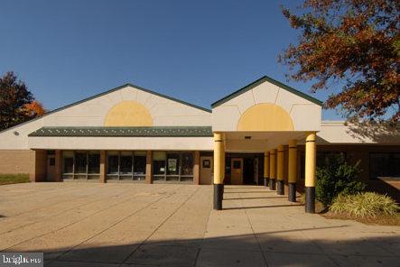 12649 High Meadow Road North Potomac, MD 20878 - Photo 76 of 79 1.3 miles to award-winning Jones Lane Elementary