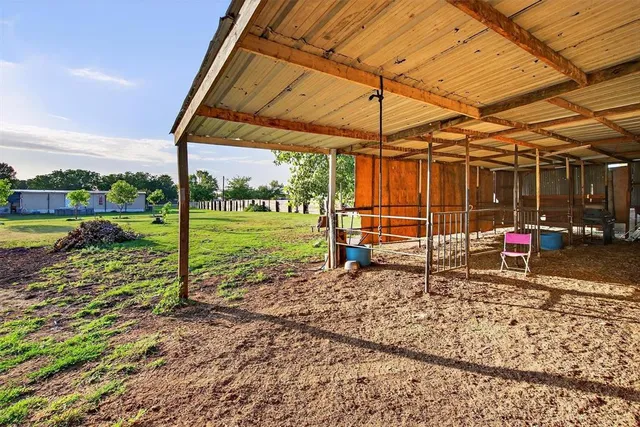 $210,000 | 1146 Highland Acres Drive, Kaufman, TX 75142