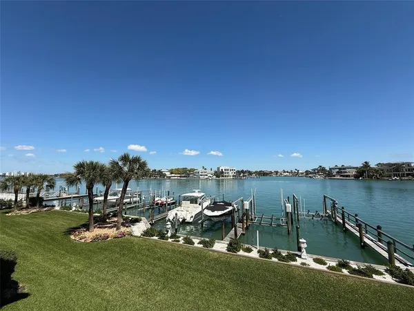 $7,000 | 10067 Gulf Boulevard, Treasure Island, FL 33706