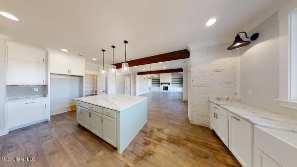 $724,900 | 6375 Hickory Hollow, Coldwater, MS 38618