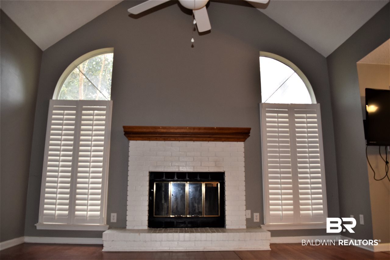 412 Ridgewood Drive Daphne, AL 36526 - Photo 2 of 17