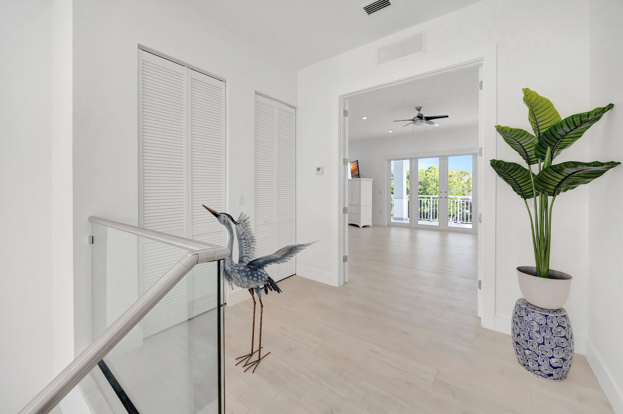 118 Pelican Road Tavernier, FL 33070 - Photo 26 of 72 Upstairs Landing