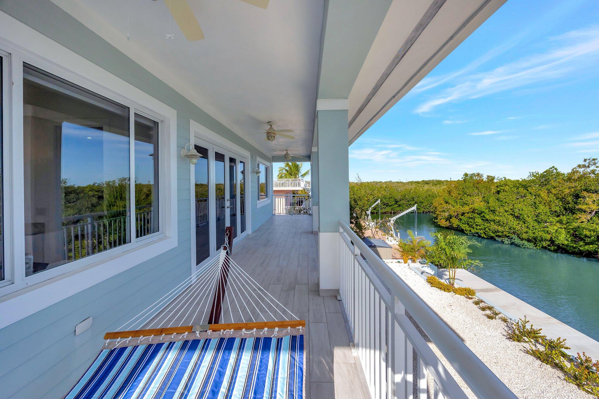 118 Pelican Road Tavernier, FL 33070 - Photo 35 of 72 Primary Bath Private Balcony (View 2)
