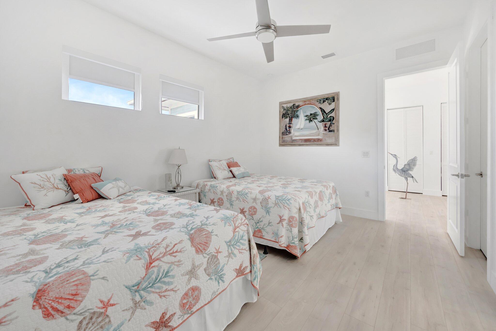 118 Pelican Road Tavernier, FL 33070 - Photo 39 of 72 Upstairs Bedroom 4 (View 3)