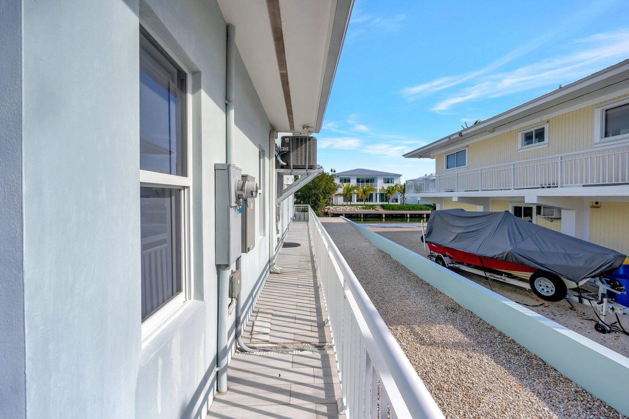 118 Pelican Road Tavernier, FL 33070 - Photo 70 of 72 Right Side View