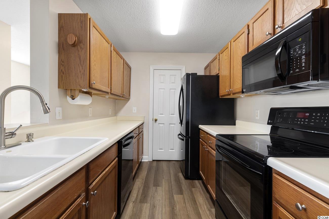 4375 Crepe Myrtle Court, Unit G Murrells Inlet, SC 29576 - Photo 10 of 31 Gallery Image 10