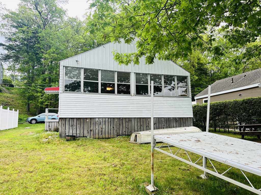 91 Shore Road Sturbridge, MA 01566 - Photo 2 of 9