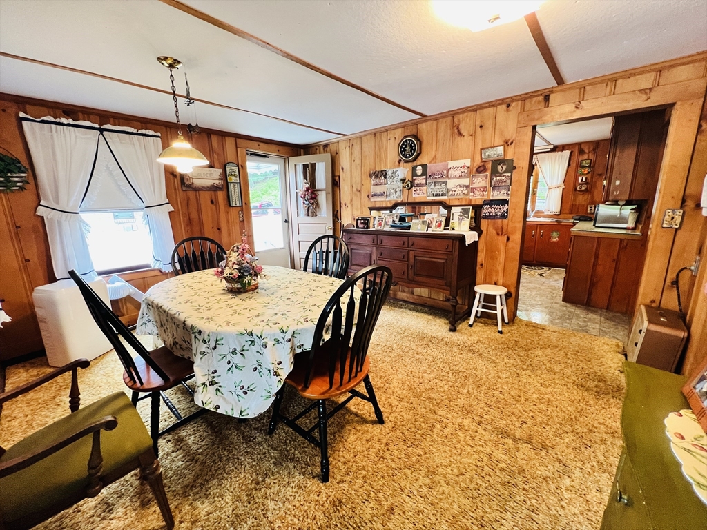 91 Shore Road Sturbridge, MA 01566 - Photo 6 of 9