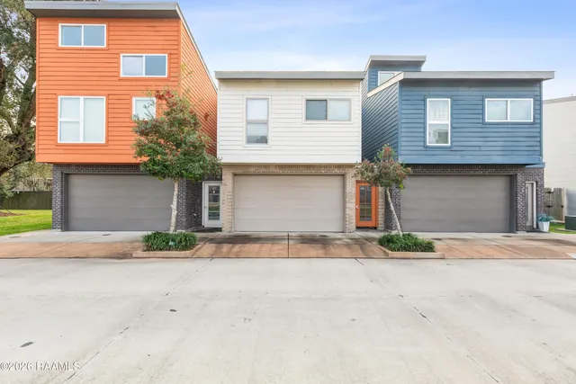 $1,695 | 209 Highland Park Lane, Lafayette, LA 70508