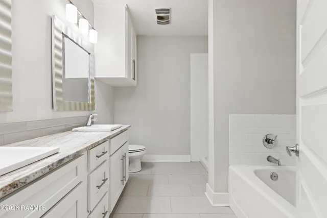 $1,695 | 209 Highland Park Lane, Lafayette, LA 70508