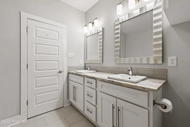 $1,695 | 209 Highland Park Lane, Lafayette, LA 70508