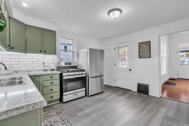 $159,995 | 41 Noble Street, Wabash, IN 46992