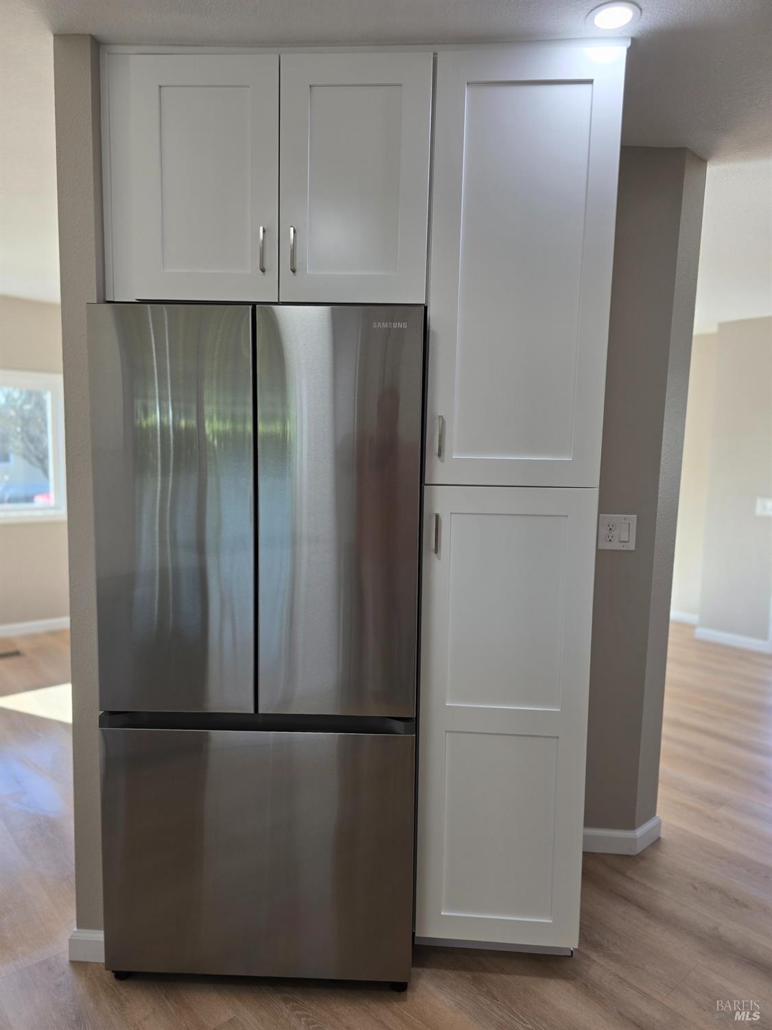 5763 Mobile Drive Santa Rosa, CA 95403 - Photo 3 of 22