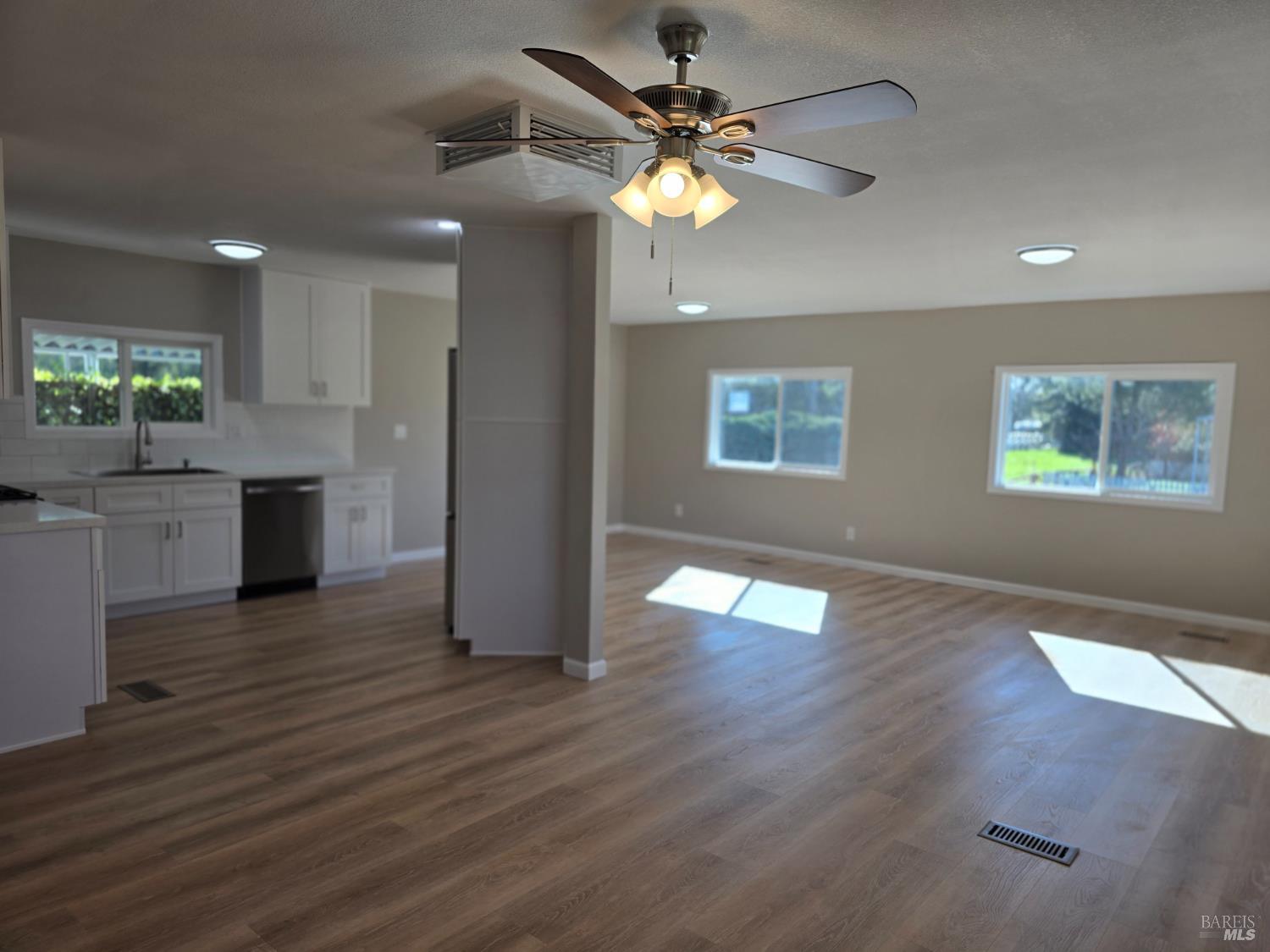 5763 Mobile Drive Santa Rosa, CA 95403 - Photo 7 of 22