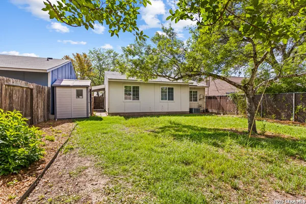 $1,395 | 8033 Big Bend, San Antonio, TX 78250