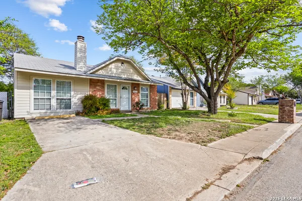 $1,395 | 8033 Big Bend, San Antonio, TX 78250
