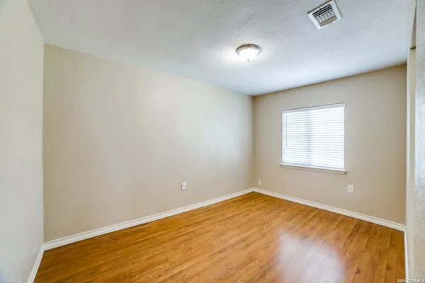 $1,395 | 8033 Big Bend, San Antonio, TX 78250