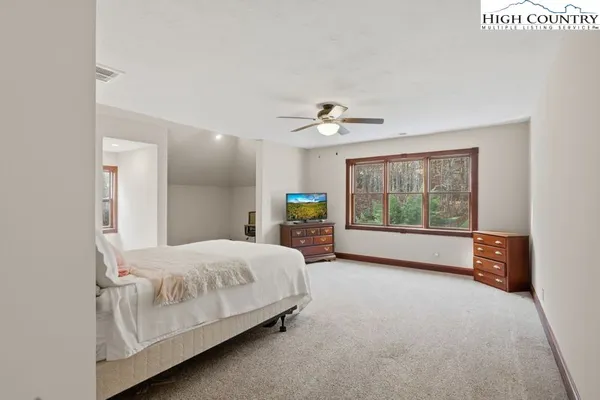 $650,000 | 205 Timberlakes Drive, Todd, NC 28684