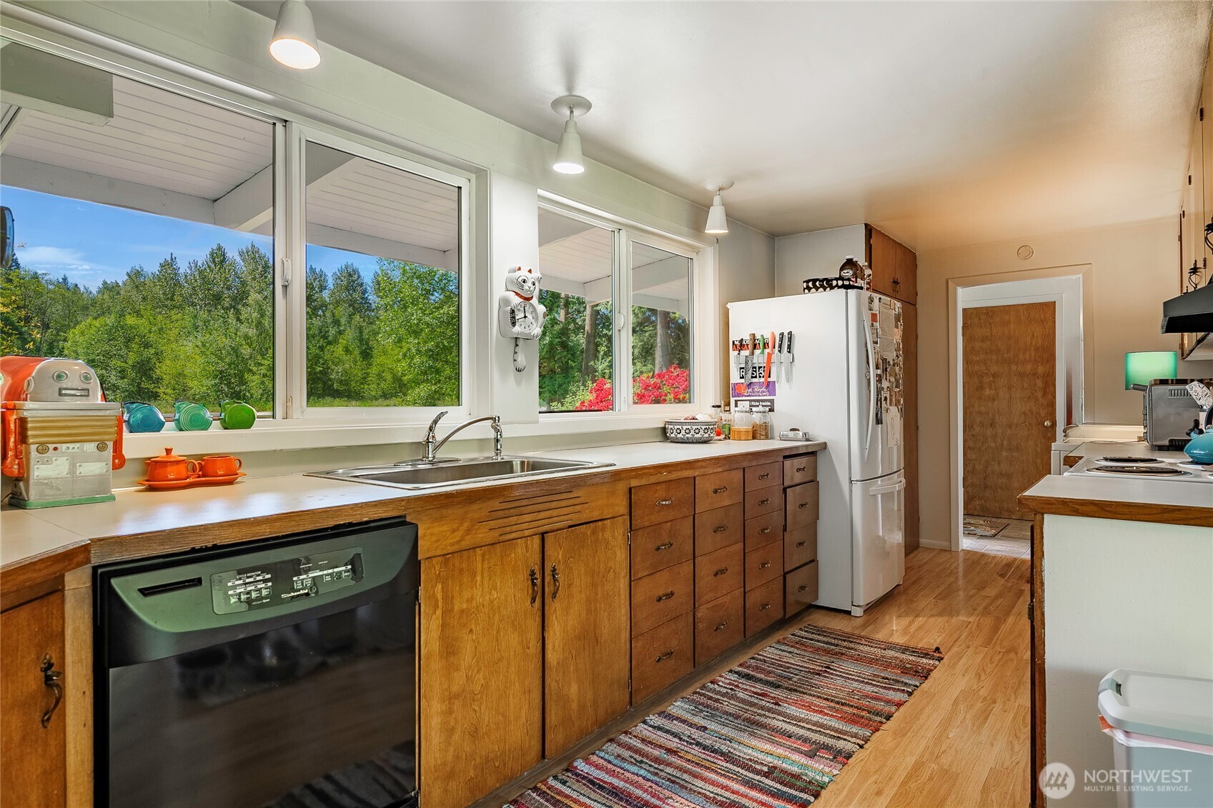 4950 Lincoln Road Birch Bay, WA 98230 - Photo 12 of 39 Gallery Image 12