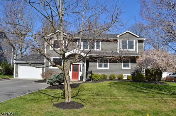 $7,800 | 77 Rockwood Road, Florham Park, NJ 07932