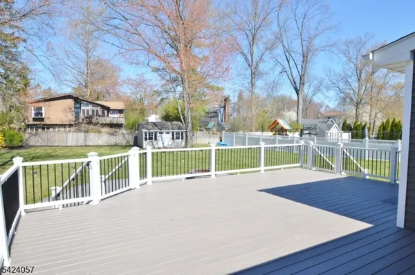 $7,800 | 77 Rockwood Road, Florham Park, NJ 07932