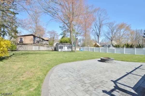 $7,800 | 77 Rockwood Road, Florham Park, NJ 07932