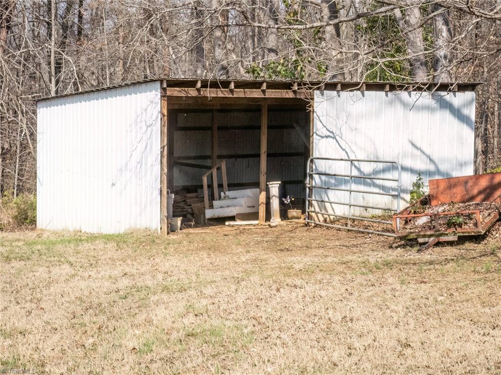 159 Rhodes Road Eden, NC 27288 - Photo 28 of 31 Gallery Image 28