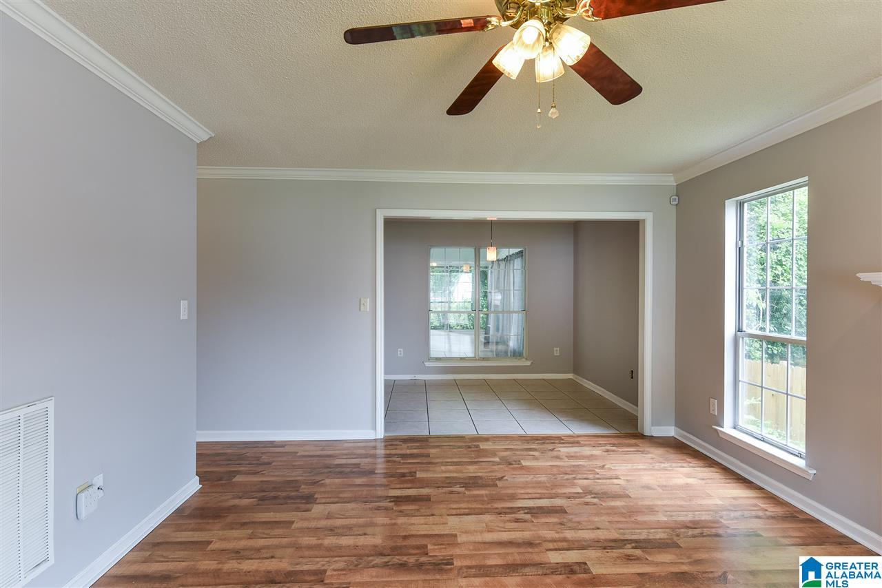 160 Lake Terrace Alabaster, AL 35007 - Photo 9 of 36