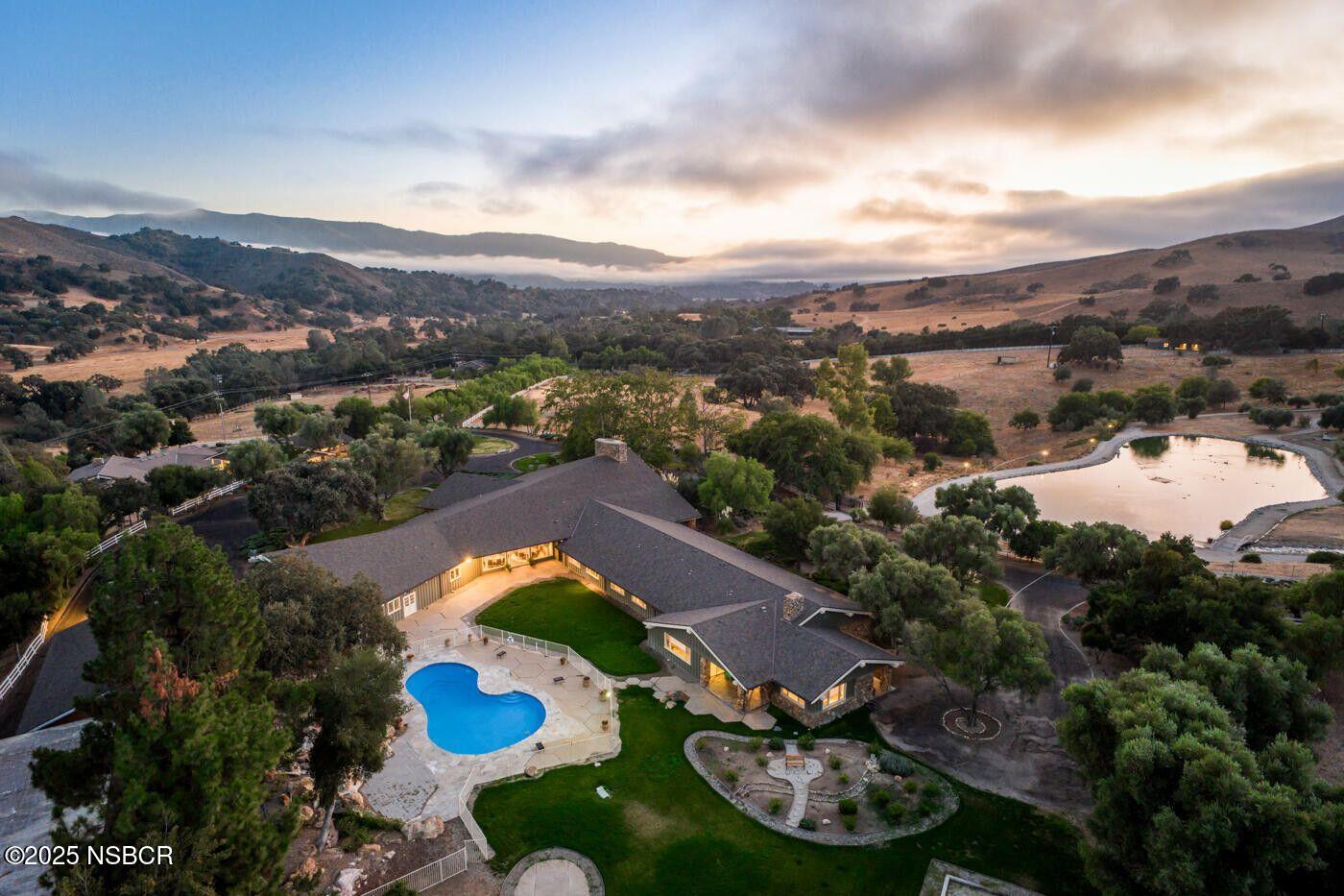 1750 Rambling Oaks Road Santa Ynez, CA 93460 - Photo 5 of 45 6
